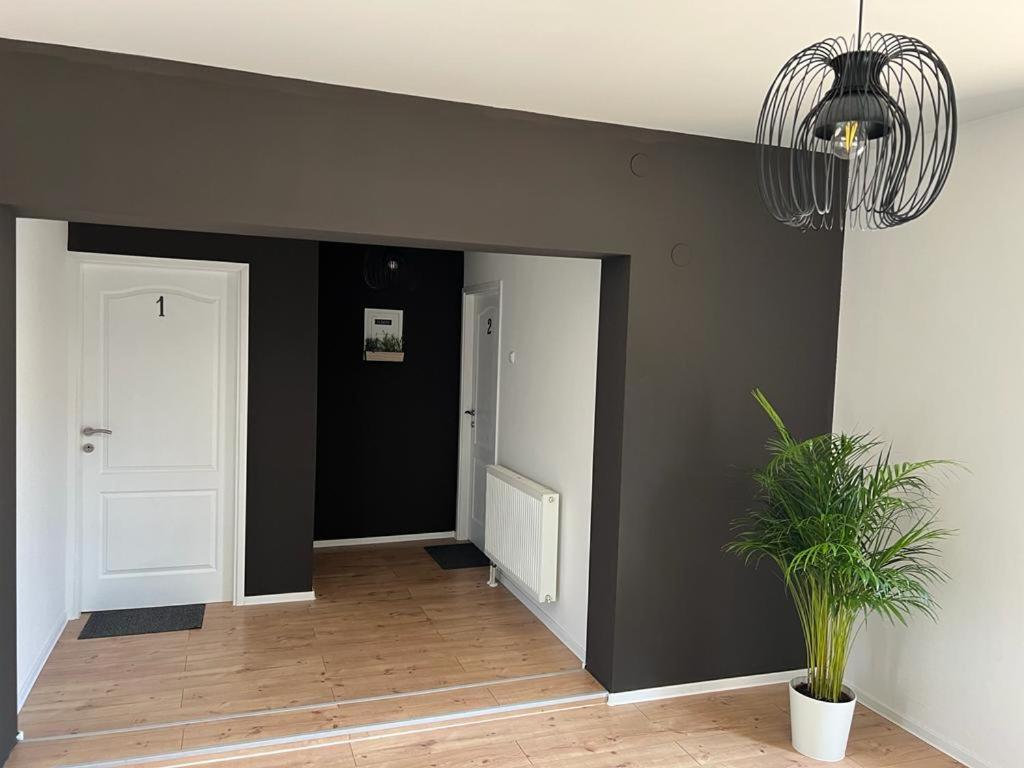 4 Stars Rooms Near Airport Scitarjevo Exterior photo